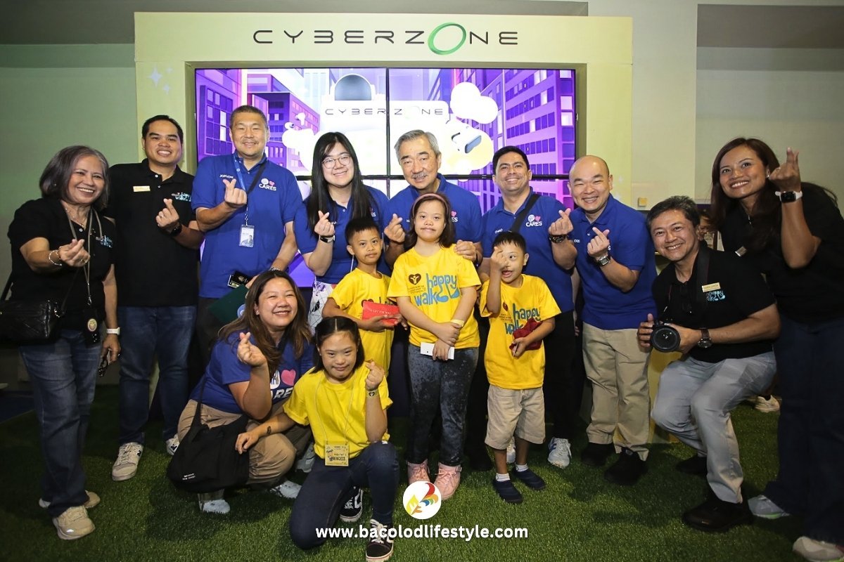 SM Prime Chairman Hans Sy, together with SM Cares and DSAPI members, is celebrating the success of last year&rsquo;s Happy Walk event